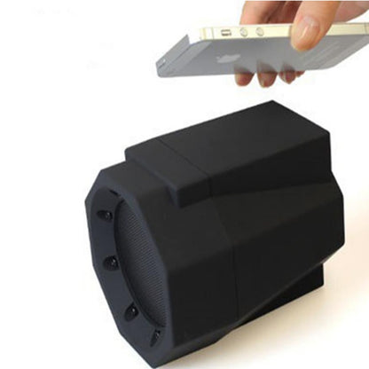 Magnetic resonance and induction smart speaker