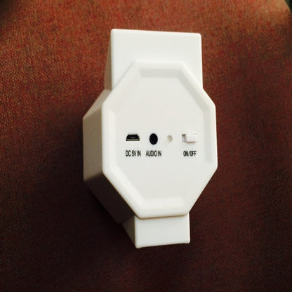 Magnetic resonance and induction smart speaker