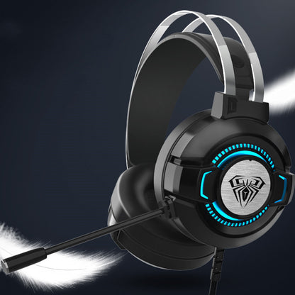 Noise canceling headphones for gaming